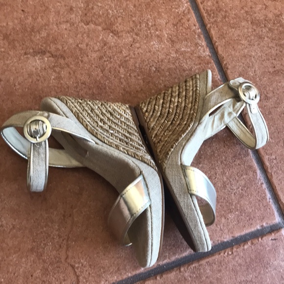 Maypol gray metallic wedge heel sandals shoes size 38 - Picture 14 of 16